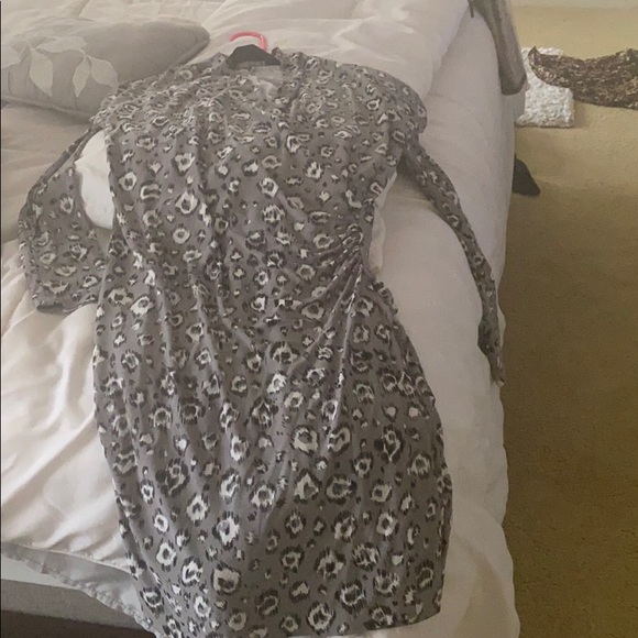 Dress - Picture 2 of 2